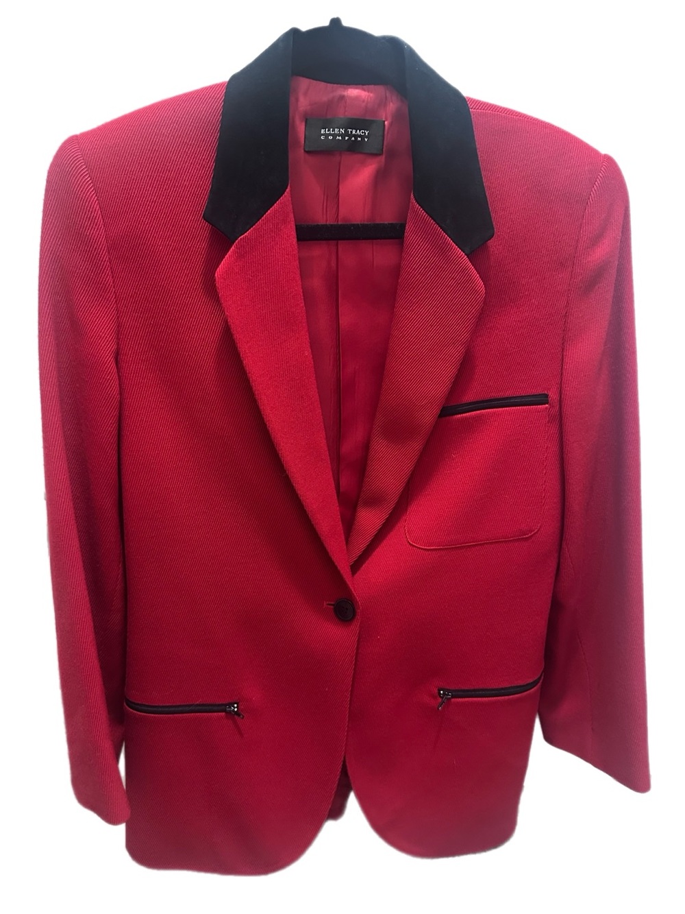 Vintage Ellen Tracy Red Blazer with Black Velvet Collar